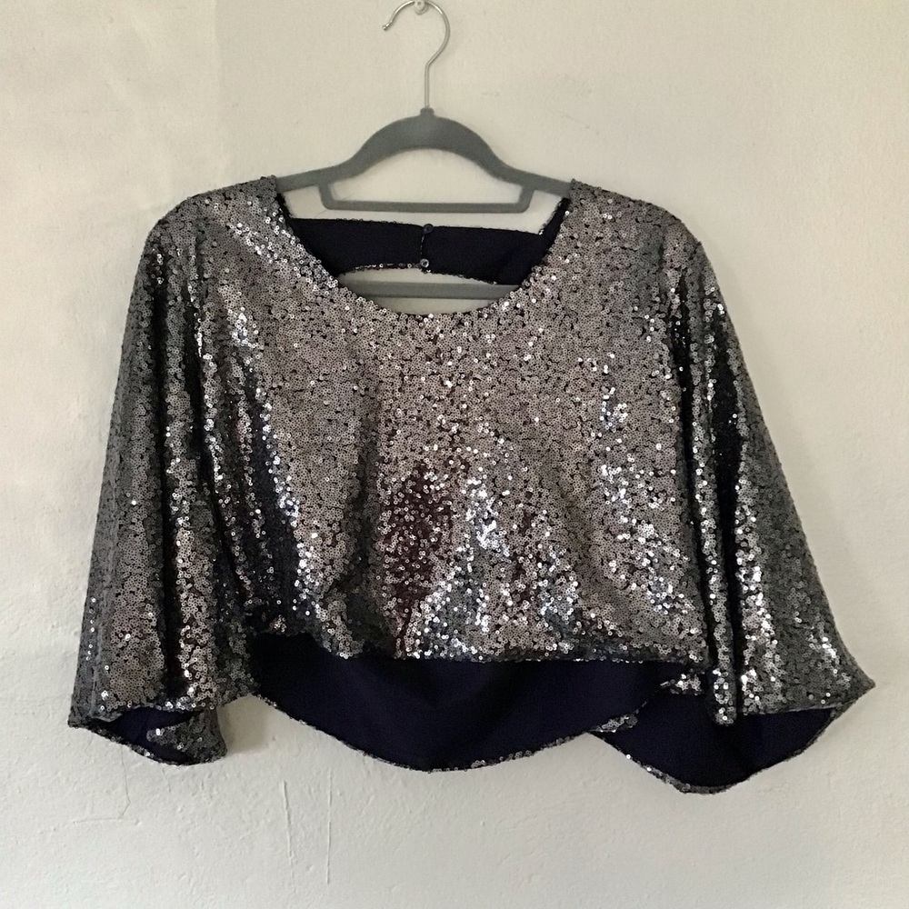 Lulu’s Sequin Crop Top